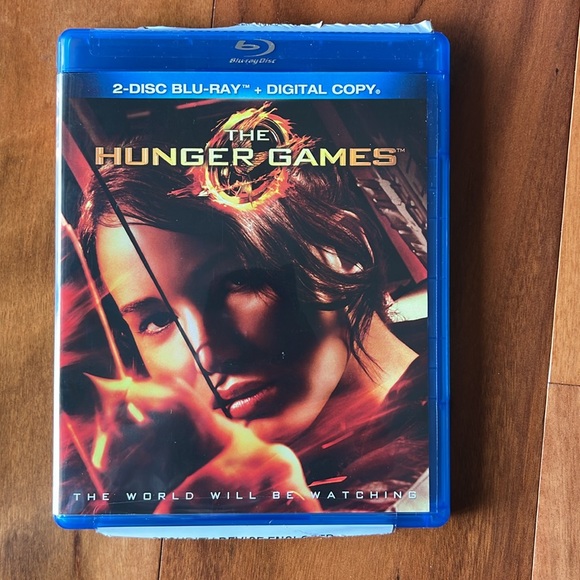 Hunger Games DVD - Picture 2 of 5